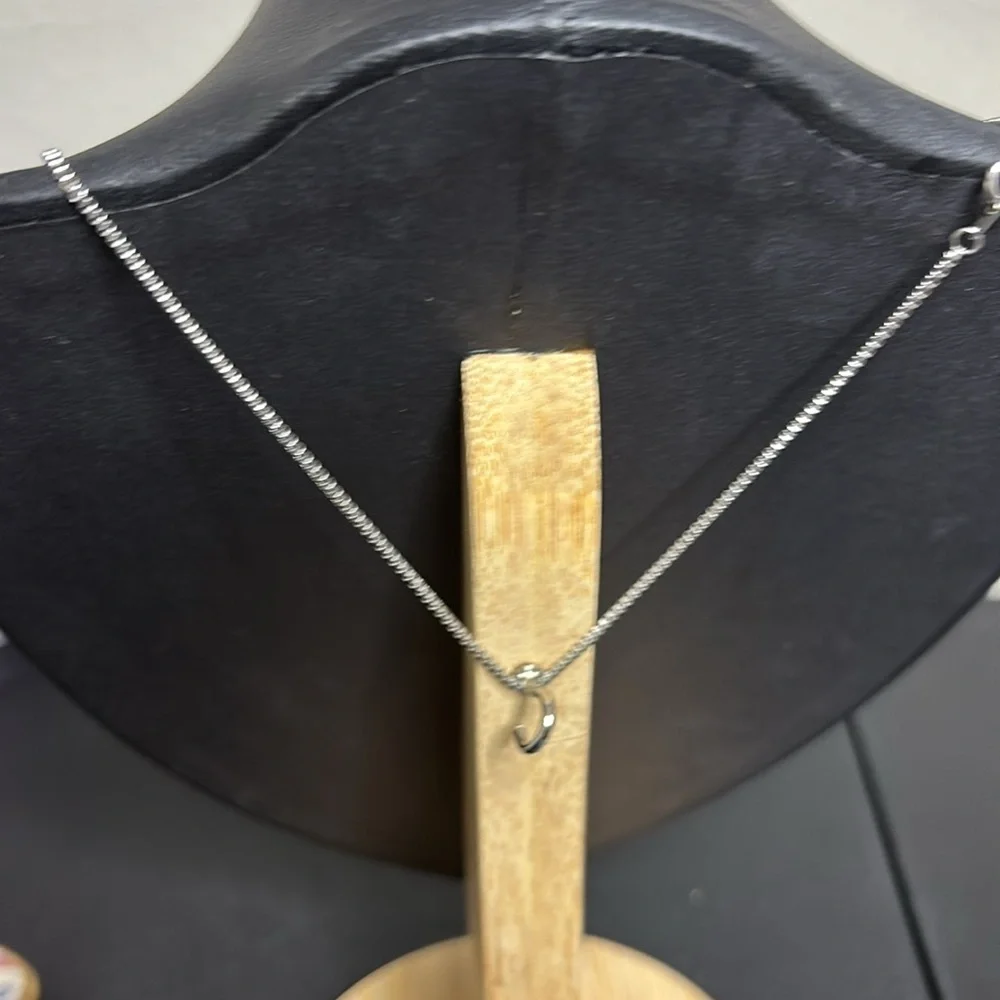 IBB Floating Charm #1 Mom Pendant Stainless Steel Charm Round Necklace